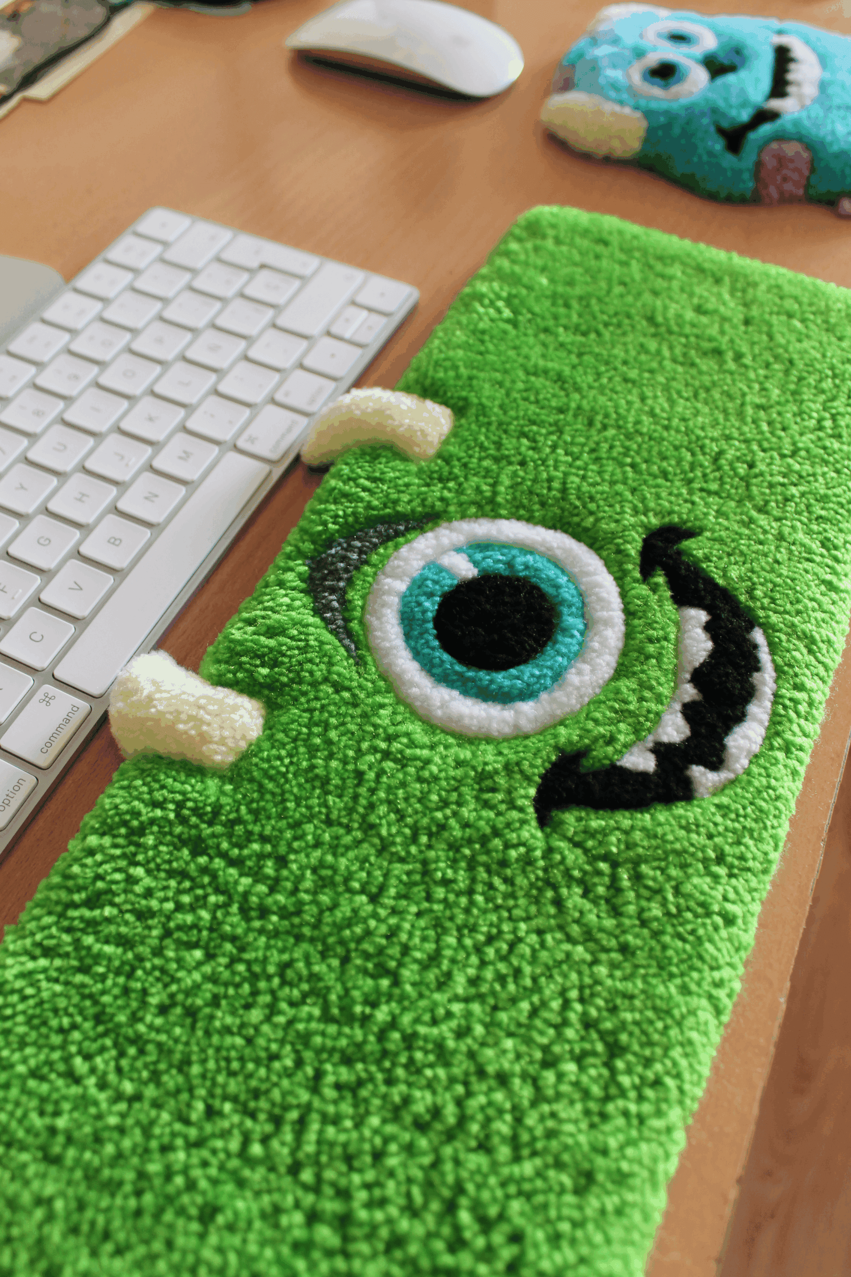keyboard rug monstruos sa
